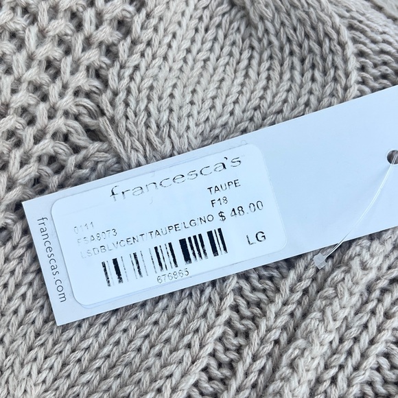 Francesca’s Slouchy sweater - Picture 3 of 3